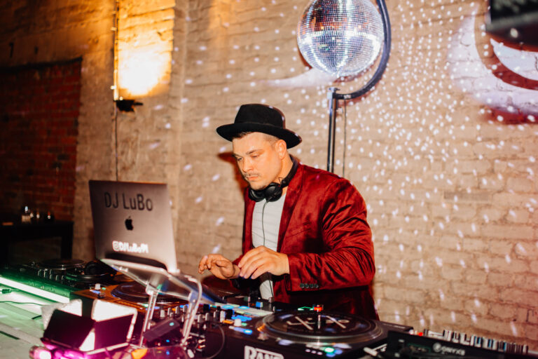 DJLuBo_033