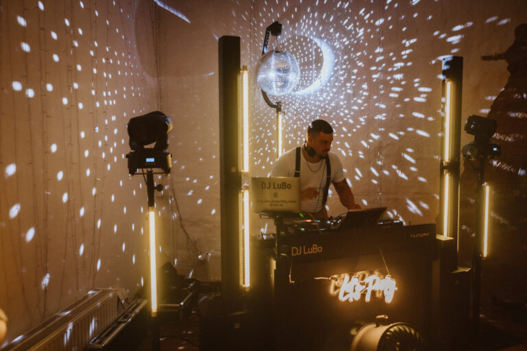 DJLuBo_043