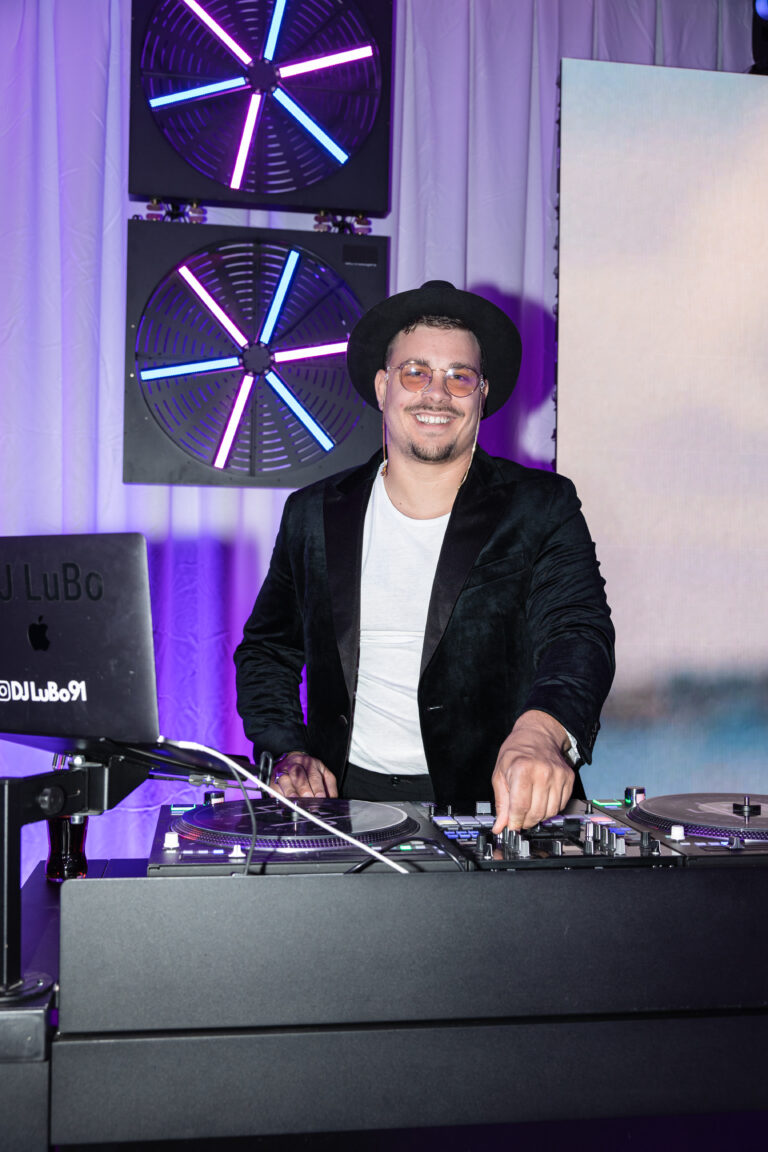 DJLuBo_089